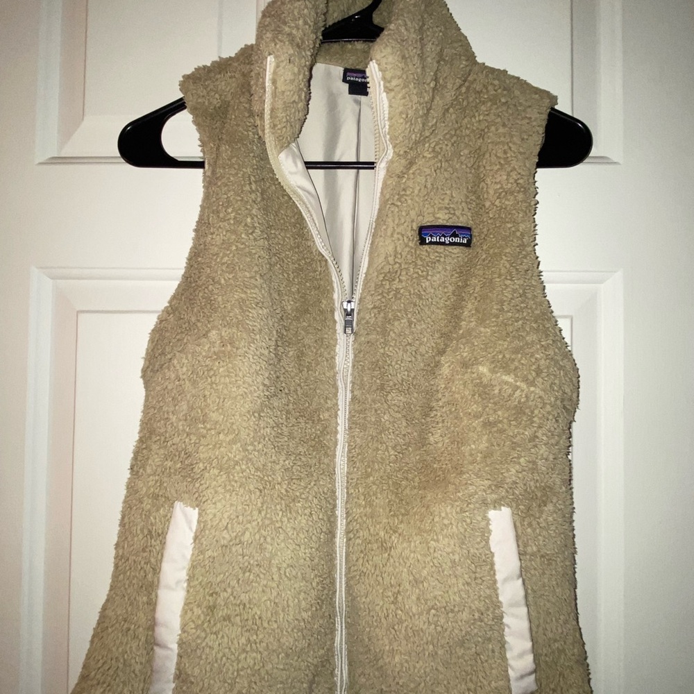Patagonia Women's Tan Fleece Vest